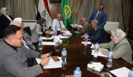 خلال اللقاء الجماهيري بشبرا الخيمة القليوبية..المحافظ يستجيب لـ 5 مطالب حيوية للمواطنين